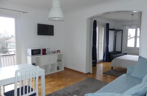 Rolle Bed & Breakfast | Au Bonheur des Iris