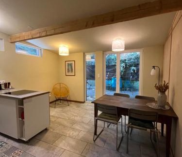 Lormont Apartment | Au Bord de la Rive