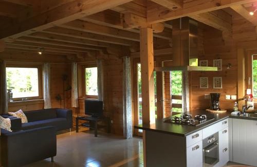 Montigny-en-Morvan Ski Chalet | Au bord du lac III