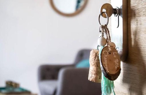 Saint-Aigulin House | Au Bouchon