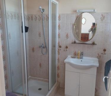 Clermont-Pouyguilles House | Au Broca