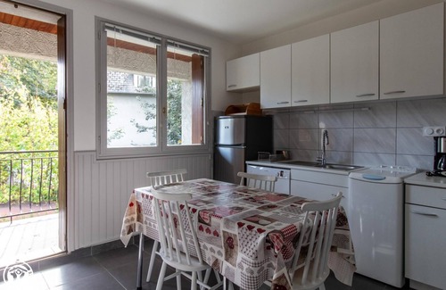 Besse-en-Chandesse House | Au Cœur de la Cité Médiévale de Besse