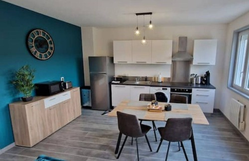Orcines Apartment | Au Cœur des Volcans, Face au puy de Dôme, 57 m²