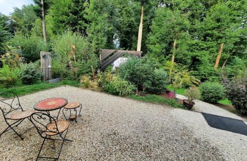 Lindry House | Au Calme Absolu chez Nicolas