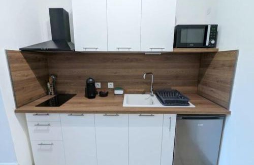 Saint-Martin Apartment | Au calme en ville, sans vis à vis et climatisé