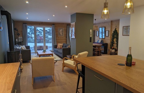 La Grave Apartment | Au Chazelet, au Dessus de La Grave, Avec Terrasse et Jardin, Pour 12 Personnes