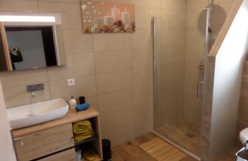 Salaise-sur-Sanne House | Au Clos Decoeur