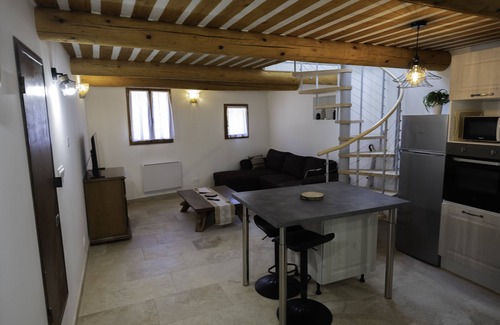 Gargas Apartment | AU Coeur DU Luberon Idealement Situe Pour Visiter LE Region