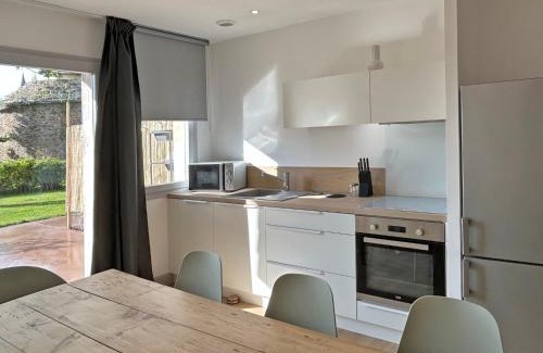 Hillion Apartment | Au Colombier