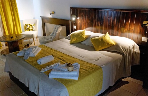 Gillonnay Bed & Breakfast | Au Dessus de Parady