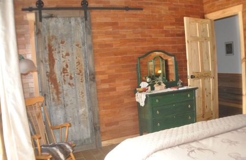 La Patrie House | Au domaine de La Giroux-ette