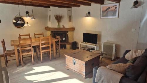 Saint-Floret House | Au fil de l'eau - Nature