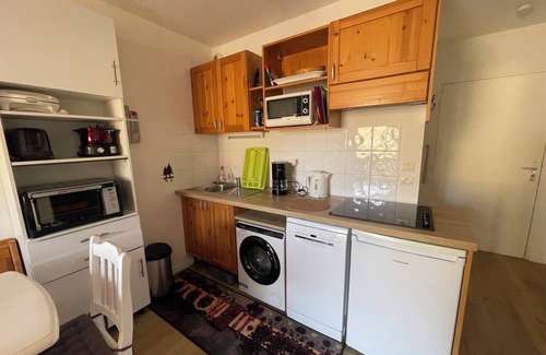 Saint-Etienne-de-Tinee Apartment | ⛷️ Auron - T2 + cabin with heated pool & private parking