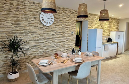 Gray Apartment | "Au Gray des flots" riverside apartment Pets welcome