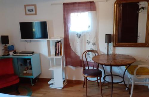 Pierrefeu-du-Var Bed & Breakfast | Au Jardin Des Couleurs