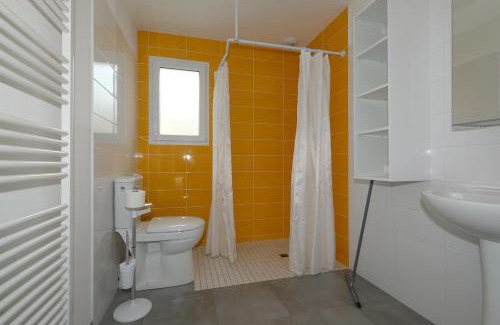 Vaire House | Au Logis des Mûriers