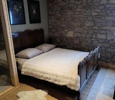 Bomal-sur-Ourthe Bed & Breakfast | Au loupus