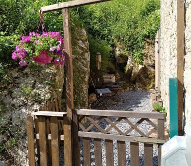 Bomal-sur-Ourthe Bed & Breakfast | Au loupus