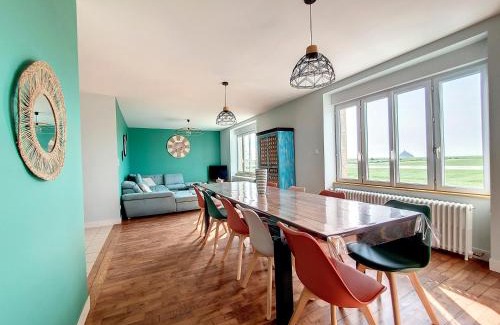 Huisnes-sur-Mer House | Au Mont Chez Vous #Jacuzzi et Vue Mont-St-Michel#