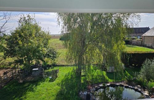 Dammarie Bed & Breakfast | Au Nid des Champs, Agréable chambre d'hôtes, proche de Chartres
