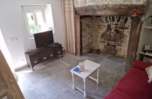 Saint-Privat House | Au pied du Frêne