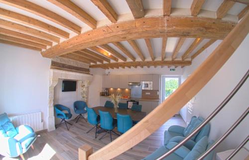Pertheville-Ners House | Au pré des acajous