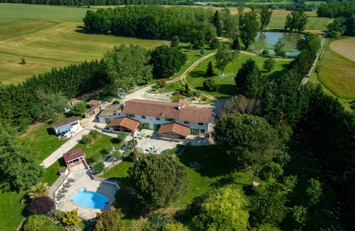 Saint-Martin-dOydes House | Au Temps Suspendu - Large Gîte 16 People - Pyrenees