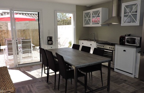 Noirmoutier-en-l'Ile House | Au Vieil, house with spa, sauna, bikes 200m from the beach and shops