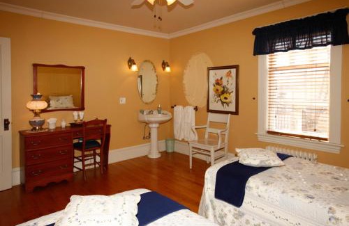 Magog Bed & Breakfast | Au Virage B&B