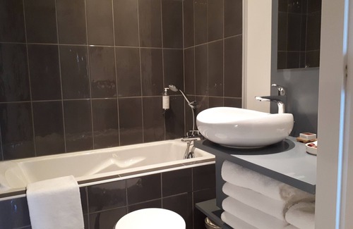 Buellas Hotel | Auberge Bressane de Buellas