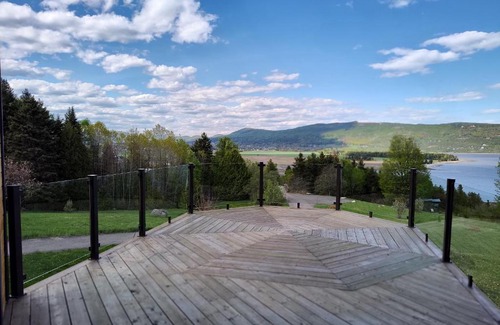 Baie-St-Paul Ski Chalet | Auberge country inn