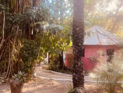 Abeme Hotel | Auberge Culturelle Les Belles Etoiles