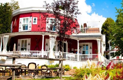 Sainte-Agathe-des-Monts Hotel | Auberge de la Tour du Lac