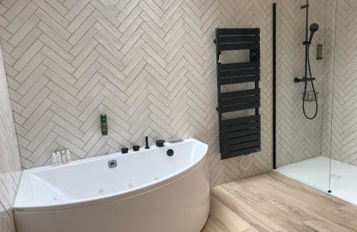 Signy-lAbbaye Hotel | Auberge De L'abbaye