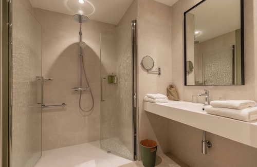 Cande-sur-Beuvron Hotel | Auberge de la Caillère