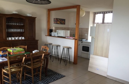 Freycenet-la-Tour Apartment | Auberge de la Tour Bar Restaurant Grocery