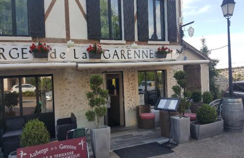 Saint-Remy-l'Honore Bed & Breakfast | Auberge de la garenne