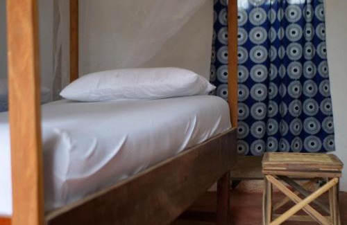 Mbour Hotel | Auberge des deux baobabs Warang