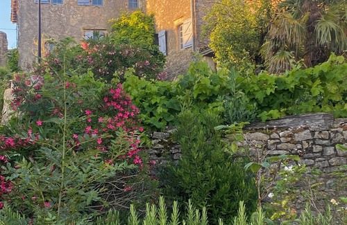 Puycelci Bed & Breakfast | Auberge des Hirondelles