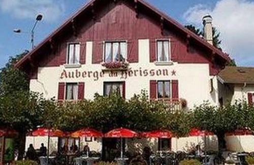La Chaux-du-Dombief Hotel | Auberge du Hérisson