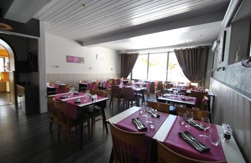 La Chaux-du-Dombief Hotel | Auberge du Hérisson