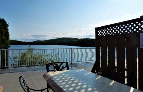 Sayabec Hotel | Auberge Du Lac Malcom