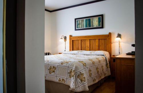 Sayabec Hotel | Auberge Du Lac Malcom