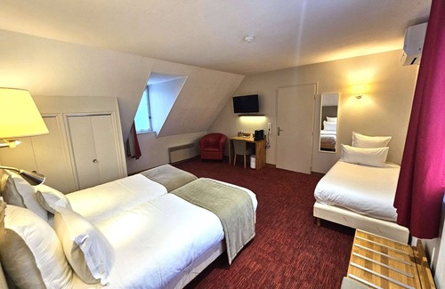 Mesnil-Saint-Pere Hotel | Auberge du Lac, Sure Hotel Collection by Best Western
