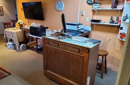 Algoma District Hotel | Auberge Eldo Inn