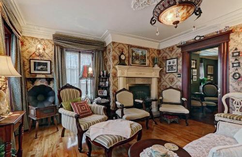 Saint-Jean Street Bed & Breakfast | Auberge J.A Moisan