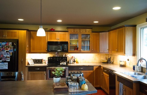Golden House | Auberge Kicking Horse Guest House