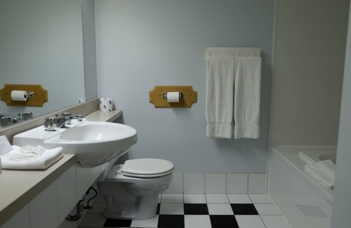 Beaupre Hotel | Auberge La Camarine