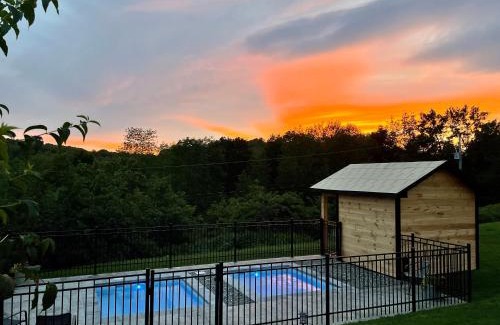 Hatley Hotel | Auberge Le Tricorne