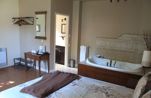Val David Hotel | Auberge Micro-Brasserie Le Baril Roulant